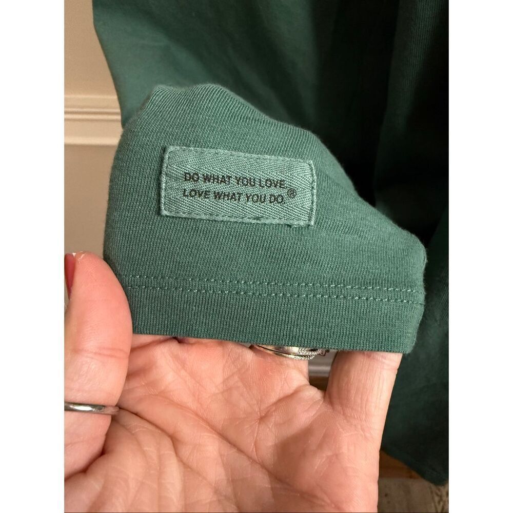 Life Is Good Women's Black Dog Lab Santa Hat Graphic Crusher Tee Sage Green Xl View 6